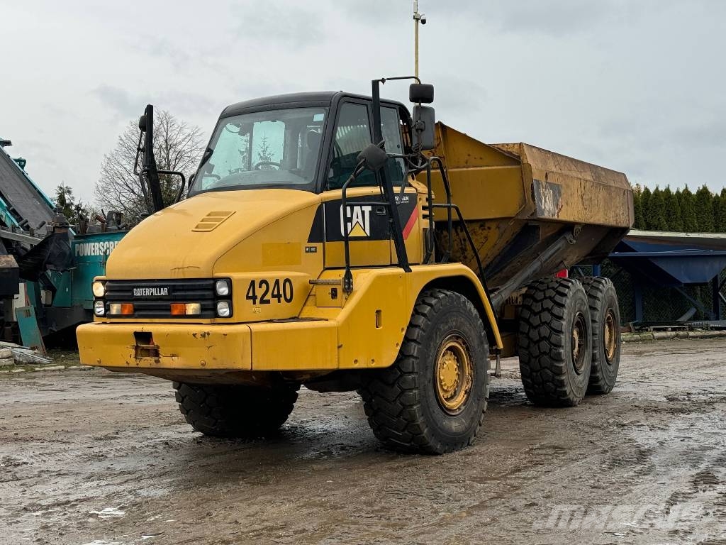 CAT 730 Artikulētie pašizgāzēji
