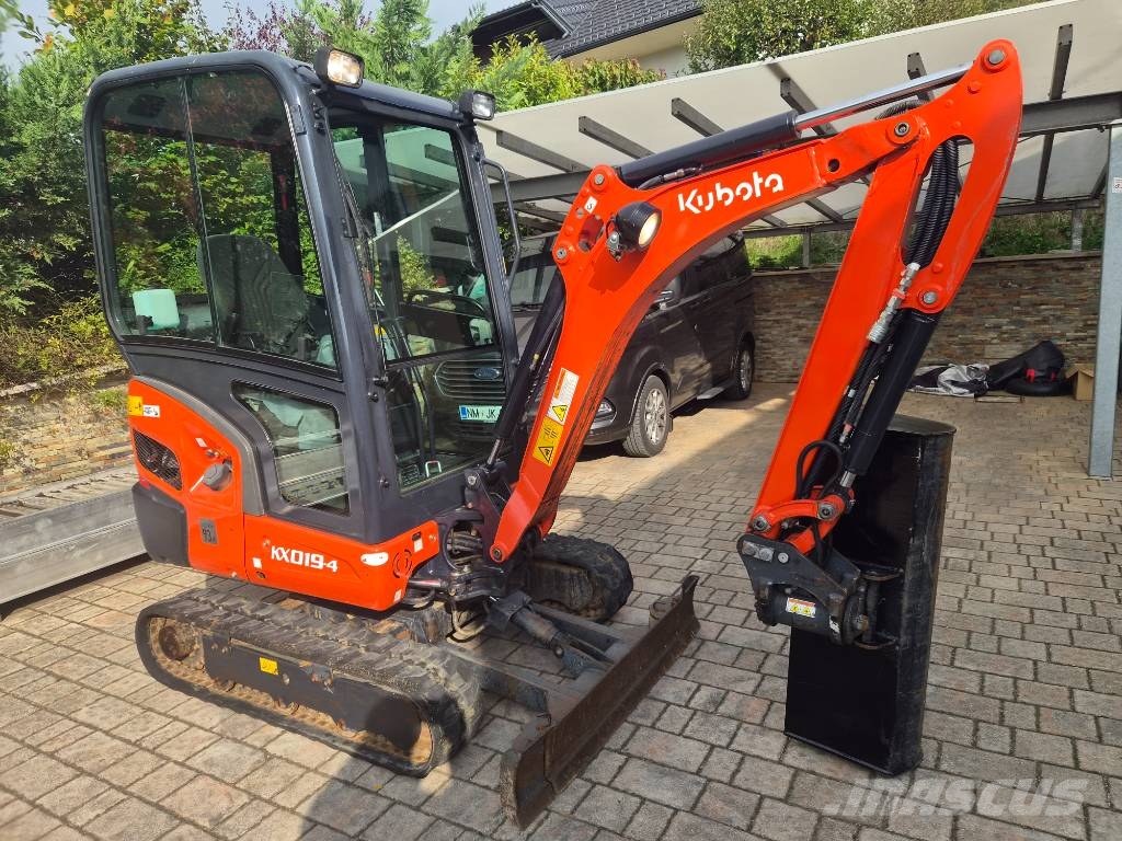 Kubota KX 019-4 + Powertilt Mini kotrók < 7t