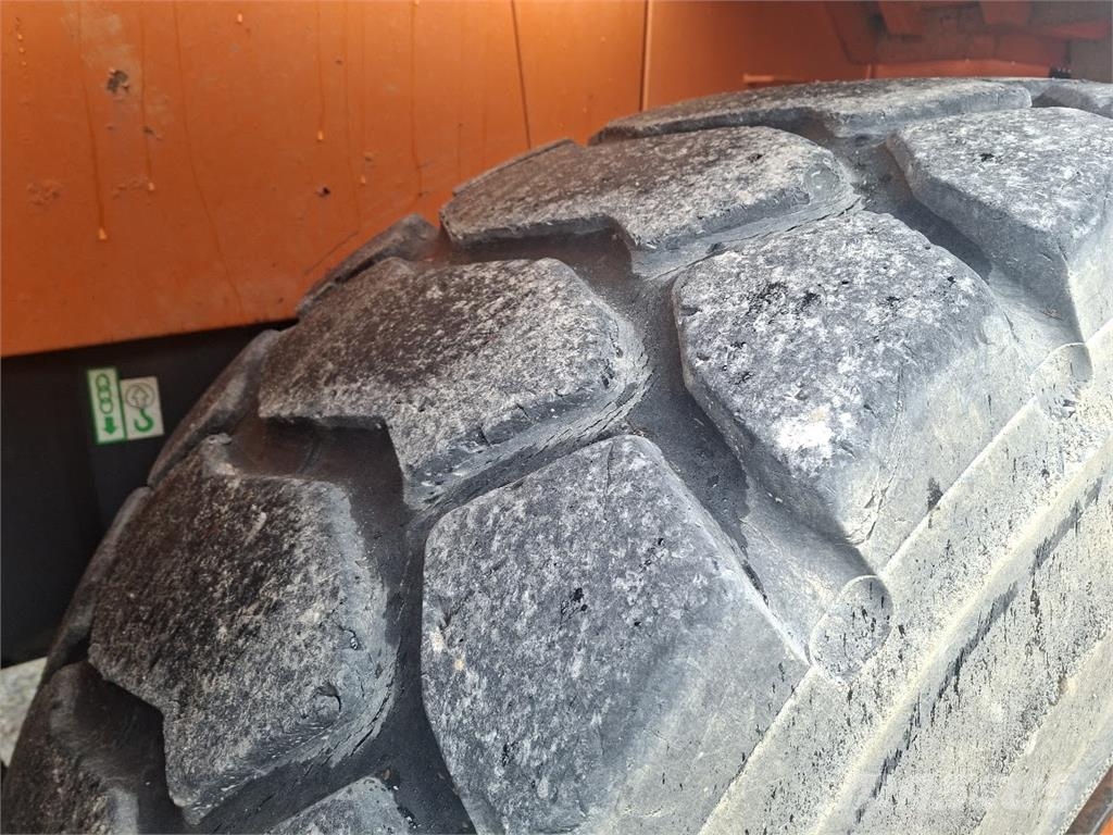 Doosan DL400 Iekrāvēji uz riteņiem
