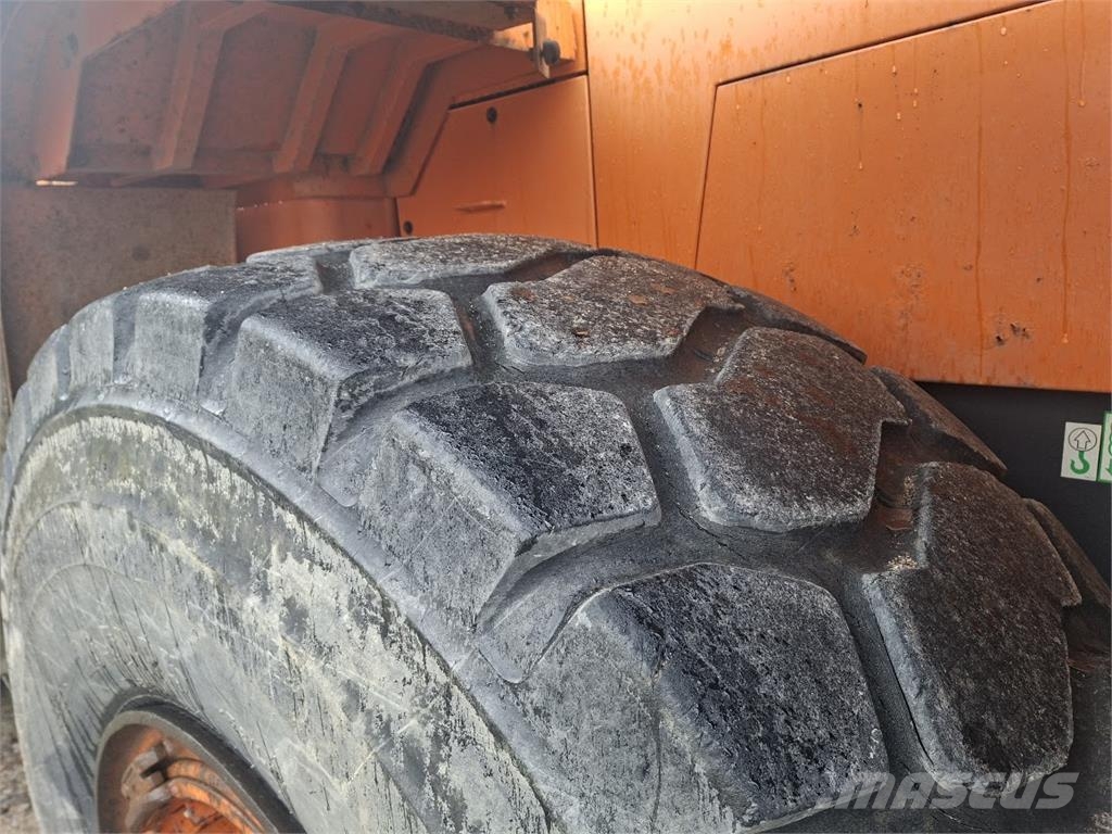 Doosan DL400 Iekrāvēji uz riteņiem