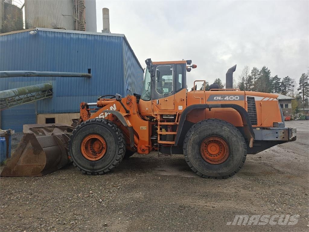 Doosan DL400 Iekrāvēji uz riteņiem