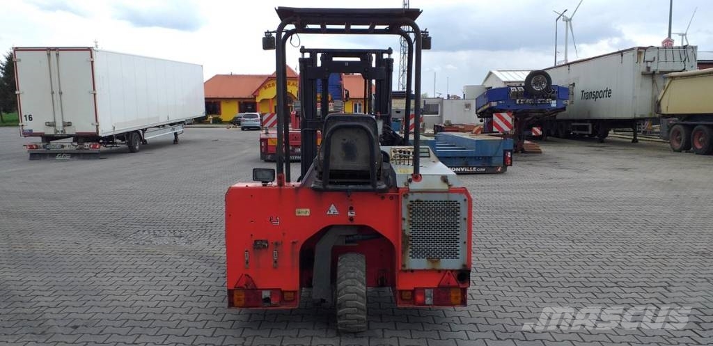  Wózek widłowy podwieszany PALFINGER F3-153 شاحنات الديزل
