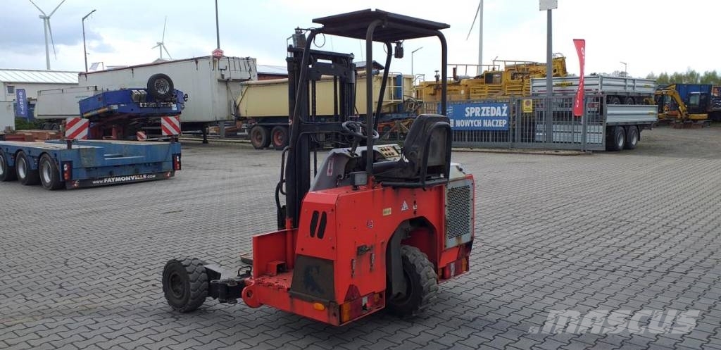  Wózek widłowy podwieszany PALFINGER F3-153 شاحنات الديزل