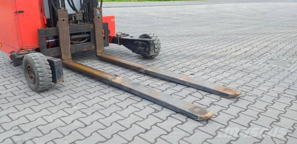  Wózek widłowy podwieszany PALFINGER F3-153 شاحنات الديزل