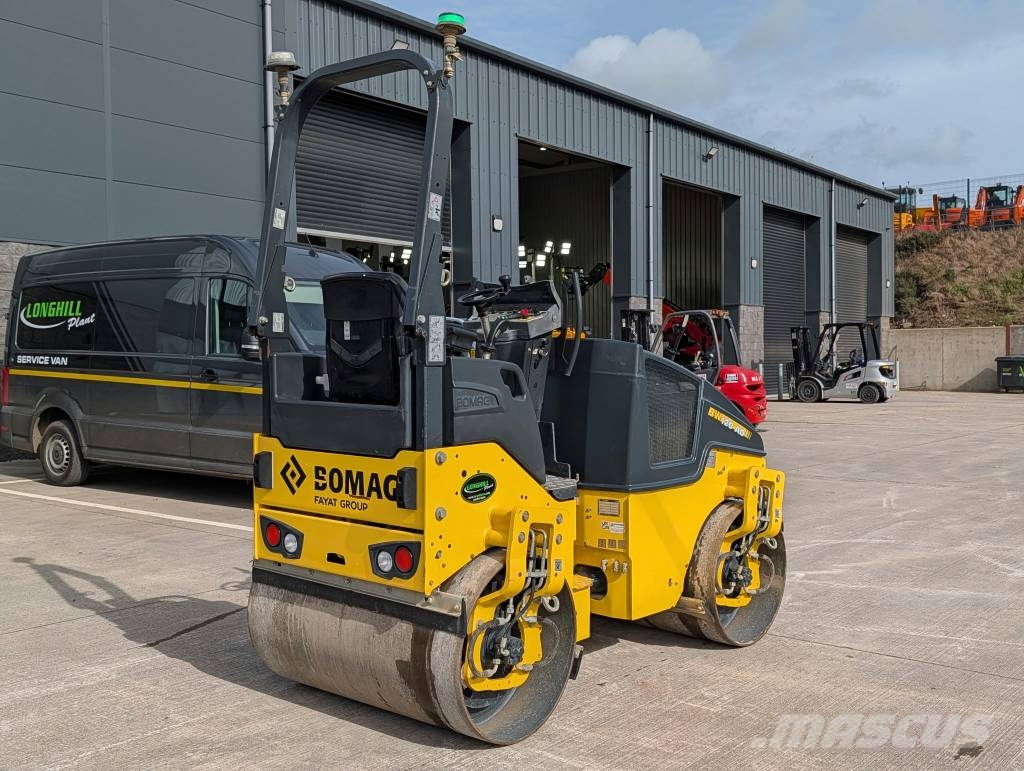 Bomag BW 120 AD-5 Rodillos de doble tambor