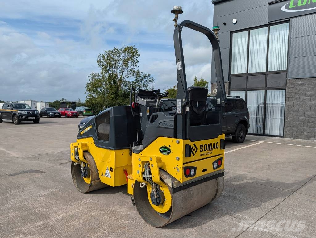 Bomag BW 120 AD-5 Rodillos de doble tambor