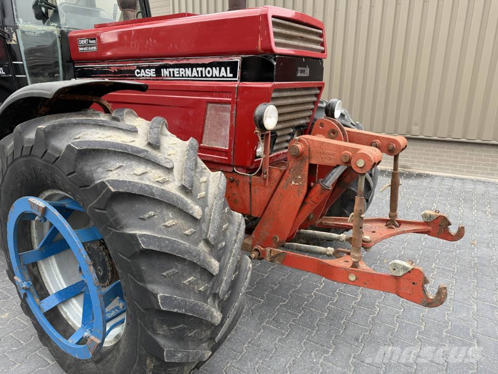 Case IH 1455 AXL Трактори