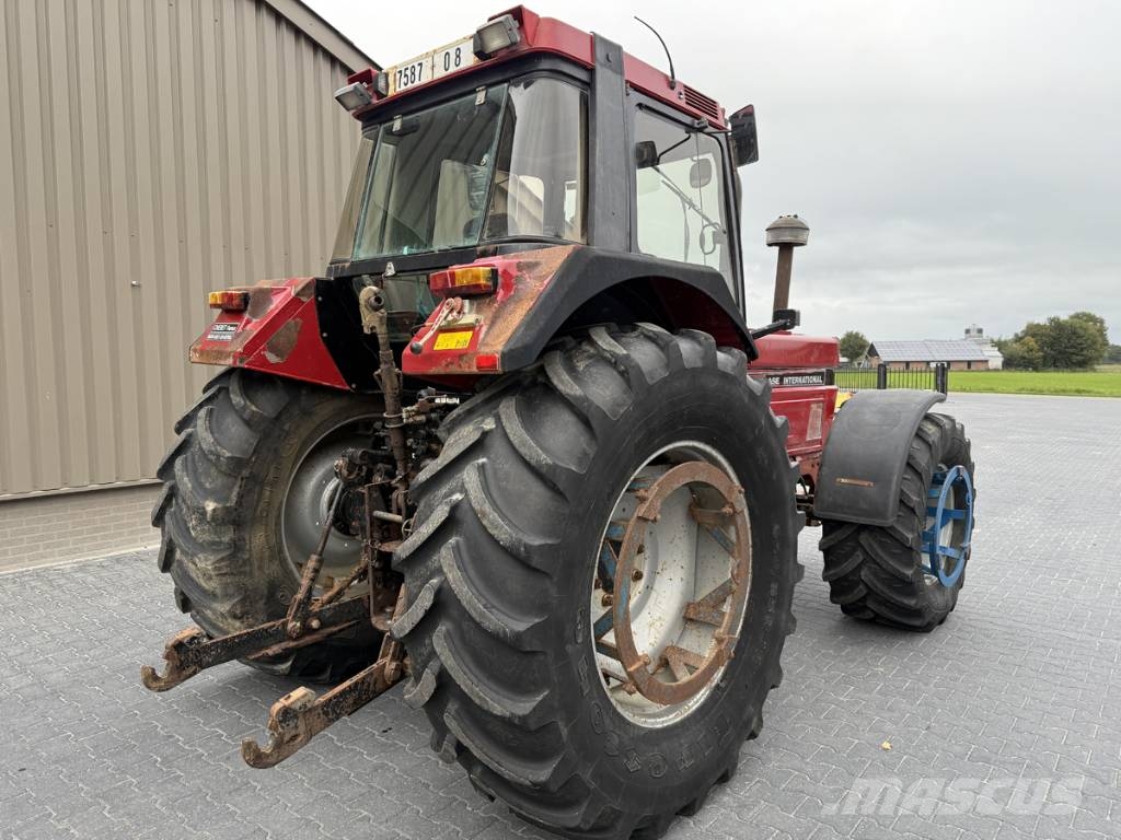 Case IH 1455 AXL Трактори