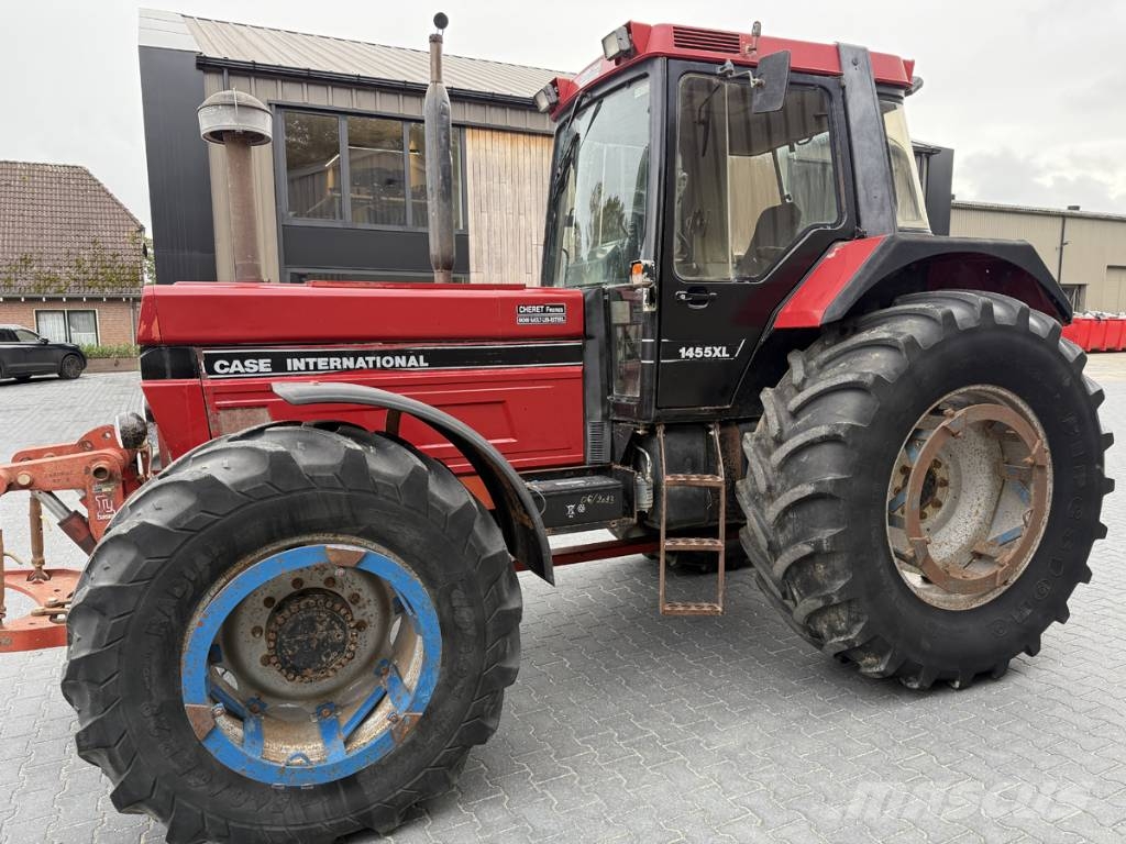 Case IH 1455 AXL Трактори