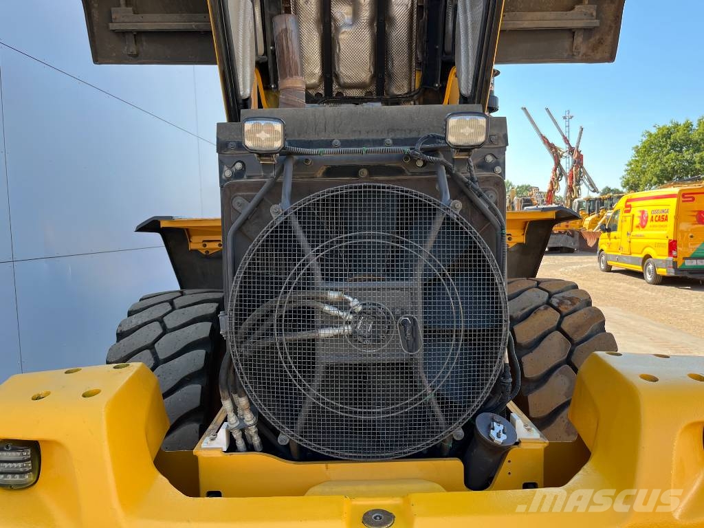 Volvo L70G - Quick Coupler / 3th Function لوادر بعجل
