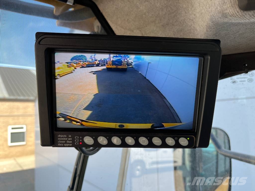Volvo L70G - Quick Coupler / 3th Function لوادر بعجل