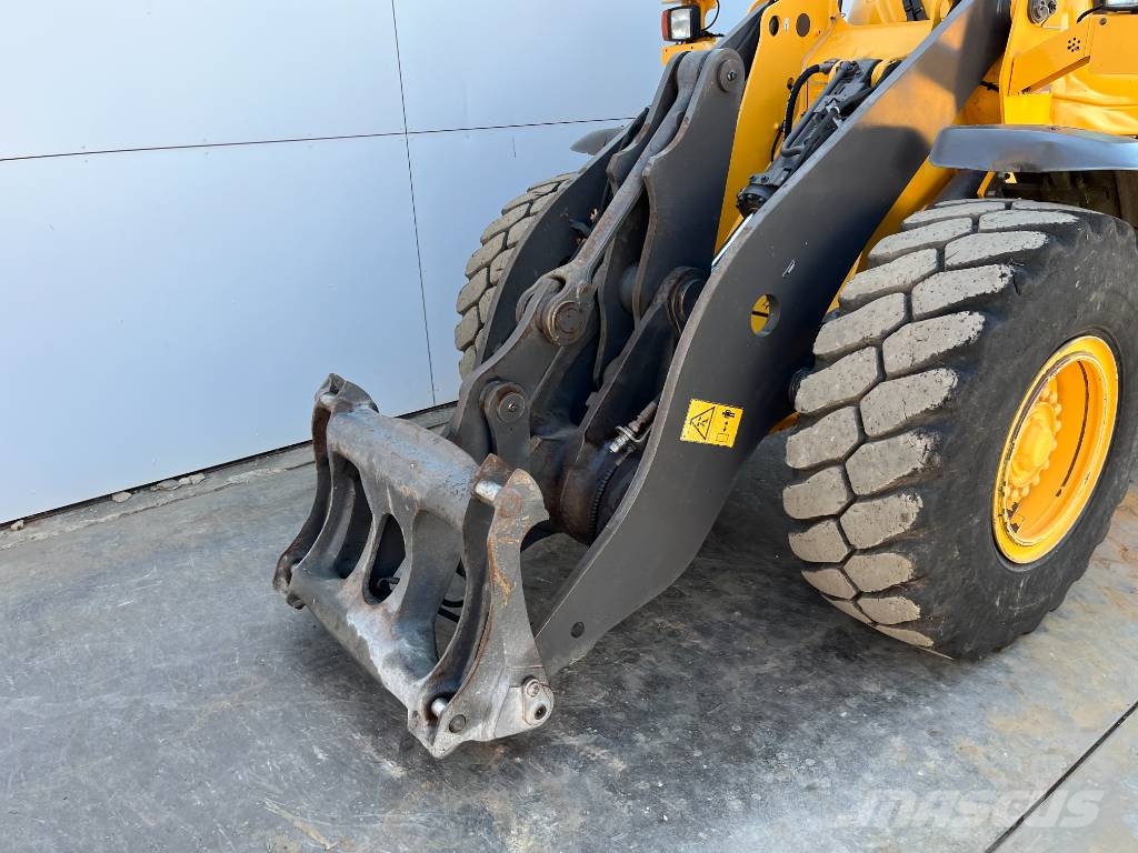 Volvo L70G - Quick Coupler / 3th Function لوادر بعجل