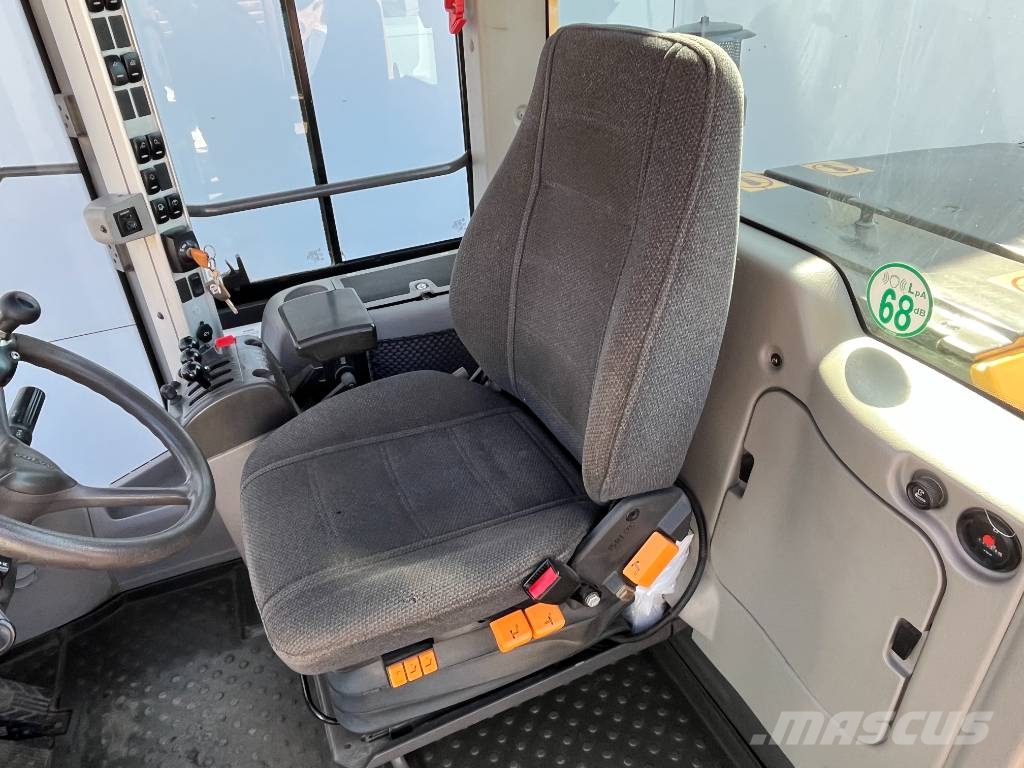 Volvo L70G - Quick Coupler / 3th Function لوادر بعجل