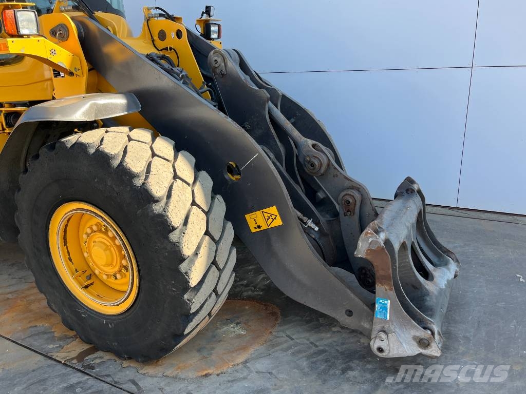 Volvo L70G - Quick Coupler / 3th Function لوادر بعجل
