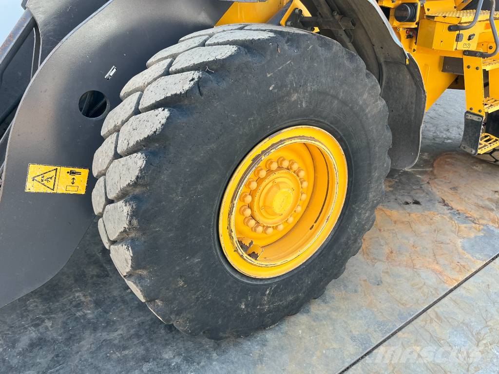 Volvo L70G - Quick Coupler / 3th Function لوادر بعجل