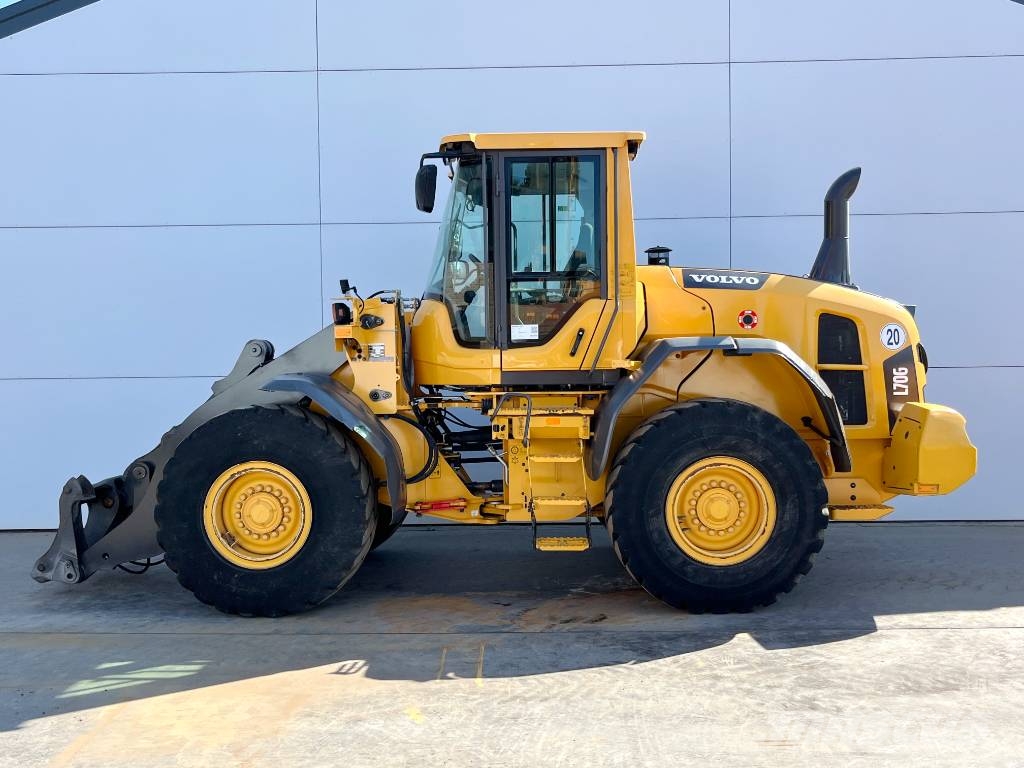 Volvo L70G - Quick Coupler / 3th Function لوادر بعجل