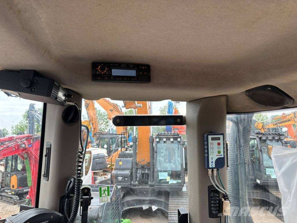 CASE 821 F Hjullastare
