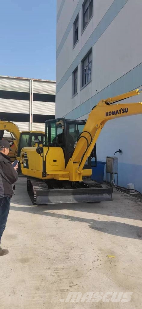 Komatsu 56-7 Pelle sur chenilles