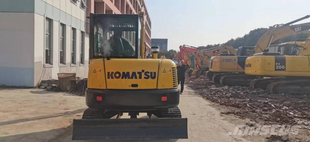 Komatsu 56-7 Pelle sur chenilles