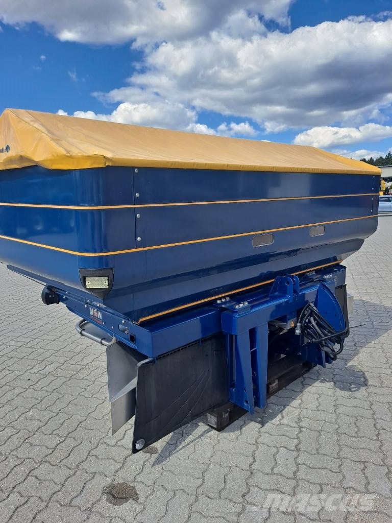 Bogballe M35W PLUS معدات فرد المواد المعدنية