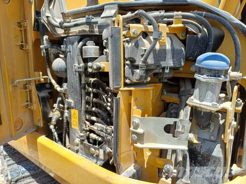 Komatsu PC 138 US-11 Excavadoras sobre orugas