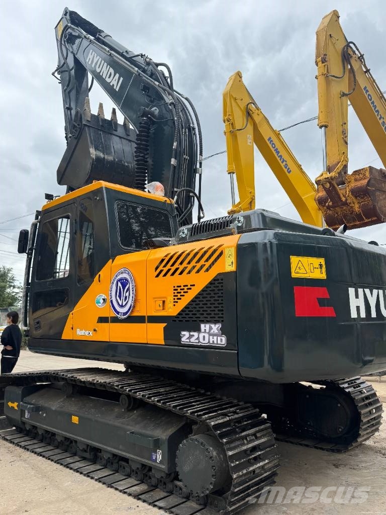 Hyundai HX 220 Bageri guseničari
