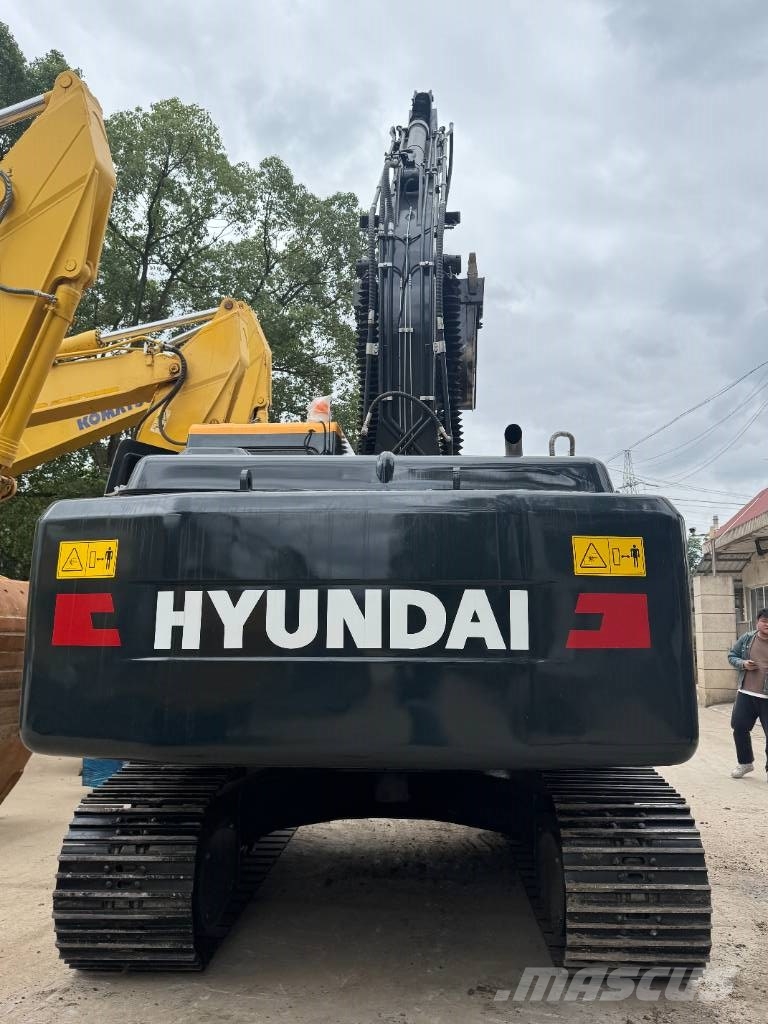 Hyundai HX 220 Bageri guseničari