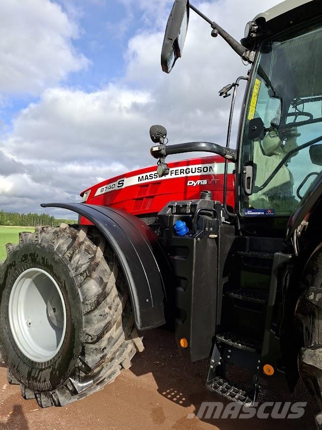 Massey Ferguson 8740S Dyna-VT Stage5 Traktoren
