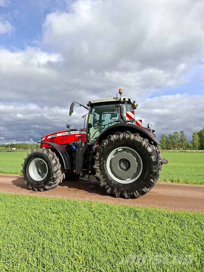 Massey Ferguson 8740S Dyna-VT Stage5 Traktoren