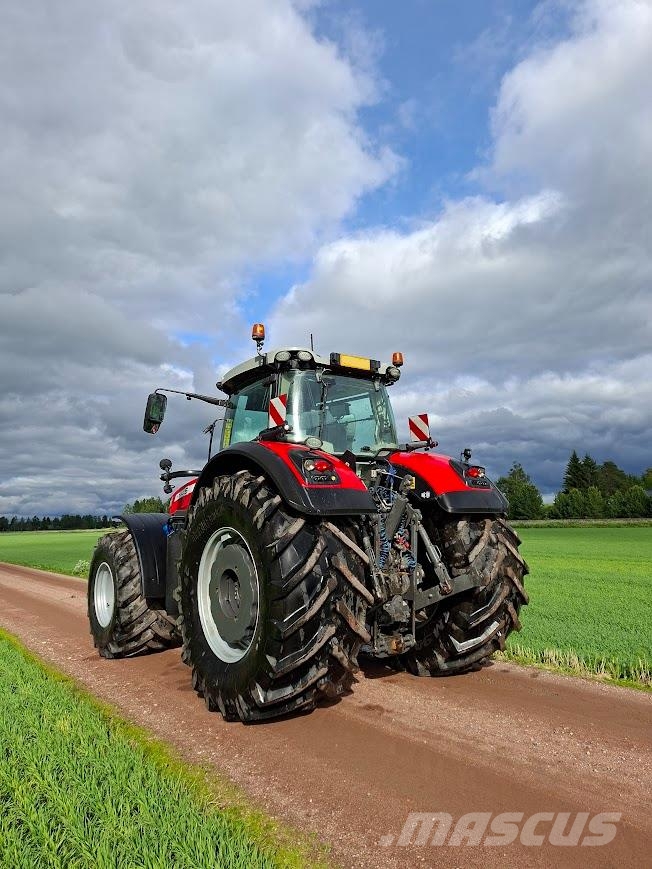 Massey Ferguson 8740S Dyna-VT Stage5 Traktoren