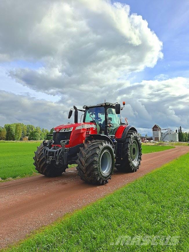 Massey Ferguson 8740S Dyna-VT Stage5 Traktoren