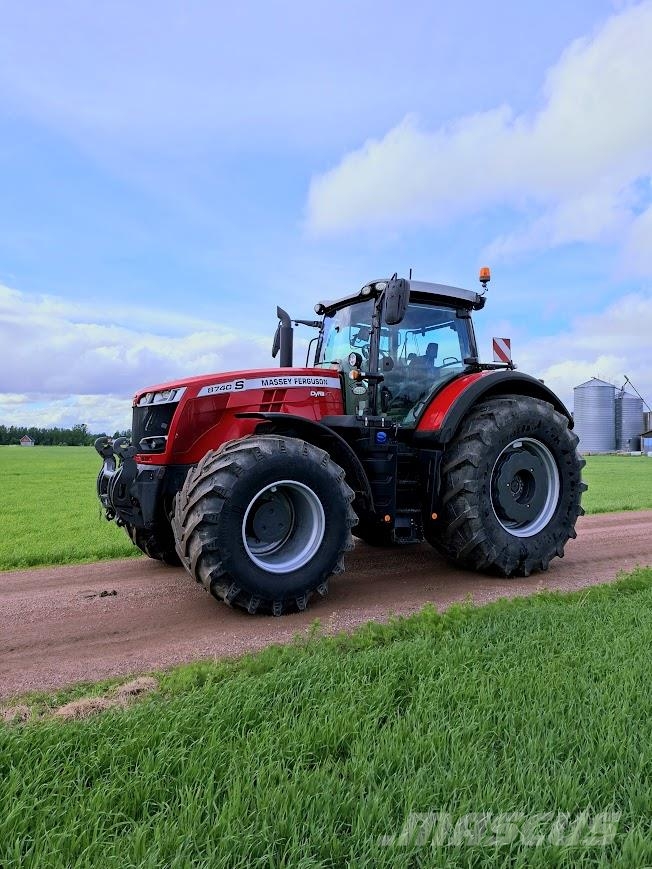 Massey Ferguson 8740S Dyna-VT Stage5 Traktoren
