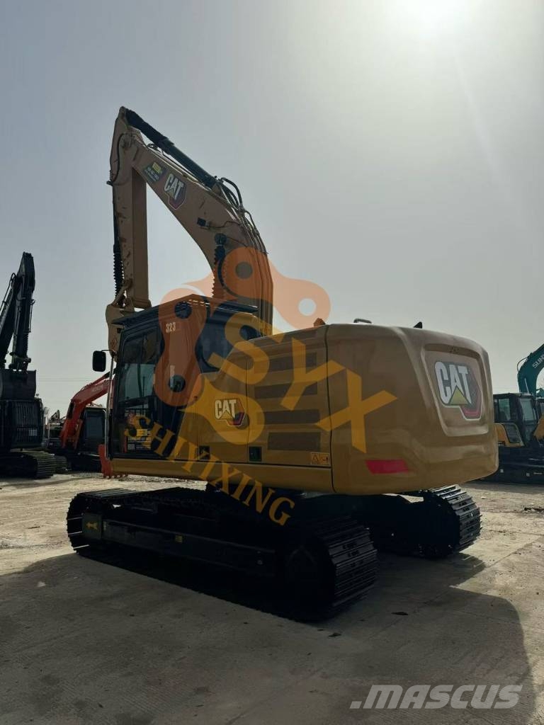 CAT 323 대형 굴삭기 29톤 이상
