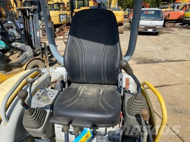 Yanmar VIO20-3 小型挖掘机