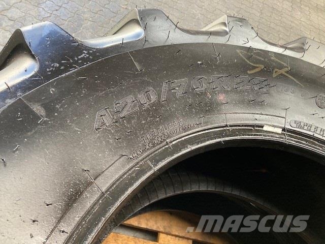 Firestone 2 STK. 420/70-28 Reifen