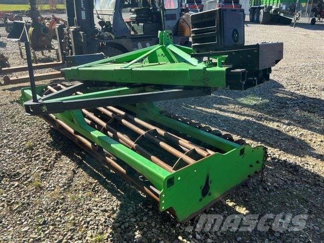  Kvik-pak 260 JORDPAKKER Катки польові
