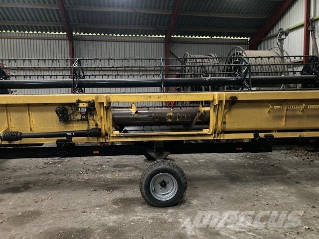 New Holland CX6090 SS (SFK) Mähdrescher