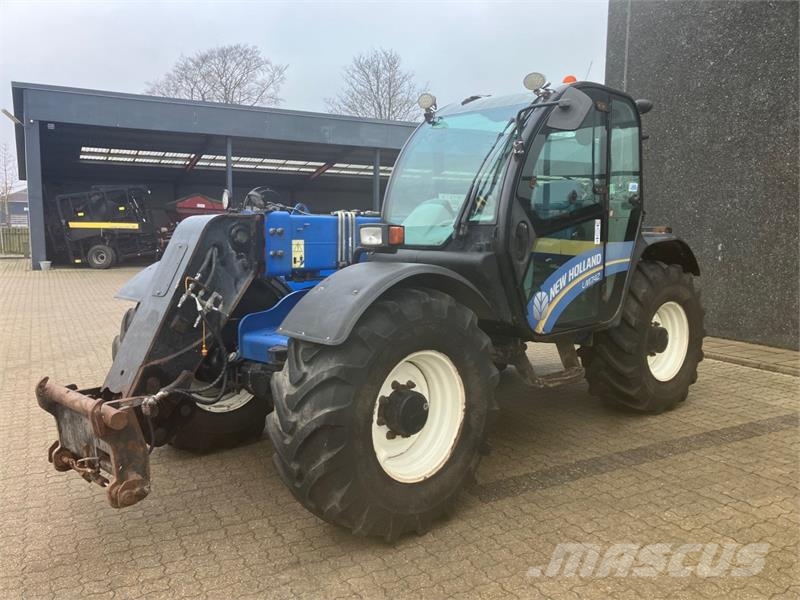 New Holland lm7.42 Teleskoplastare