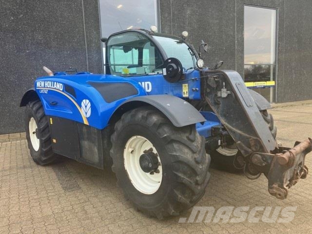 New Holland lm7.42 Teleskoplastare
