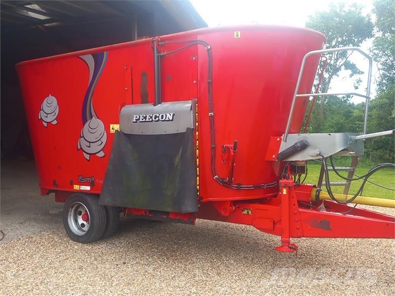 Peecon VME 15-200 FULDFODER ملقمات خلاط