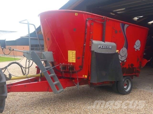 Peecon VME 15-200 FULDFODER ملقمات خلاط