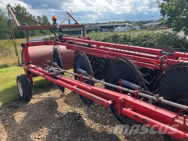 Tonutti V16 RIVE Rakes and tedders