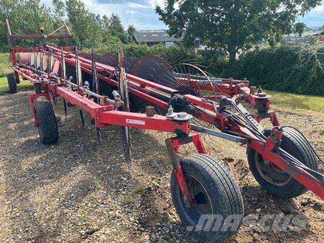 Tonutti V16 RIVE Rakes and tedders