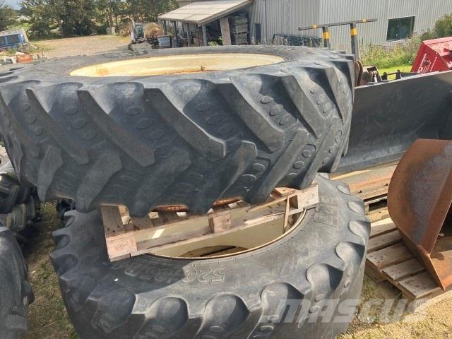 - - - TV.HJUL 580/85R42 Renkaat ja vanteet