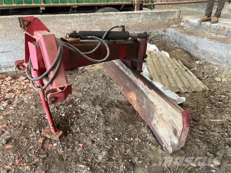 - - - VEJHØVL HYDR. Autres équipements pour tracteur
