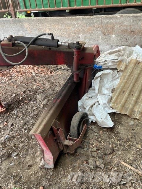- - - VEJHØVL HYDR. Autres équipements pour tracteur