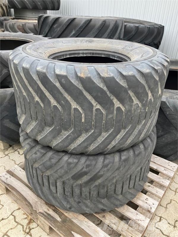 - - - 550/60x22,5 - 2 stk. Dæk, hjul og fælge