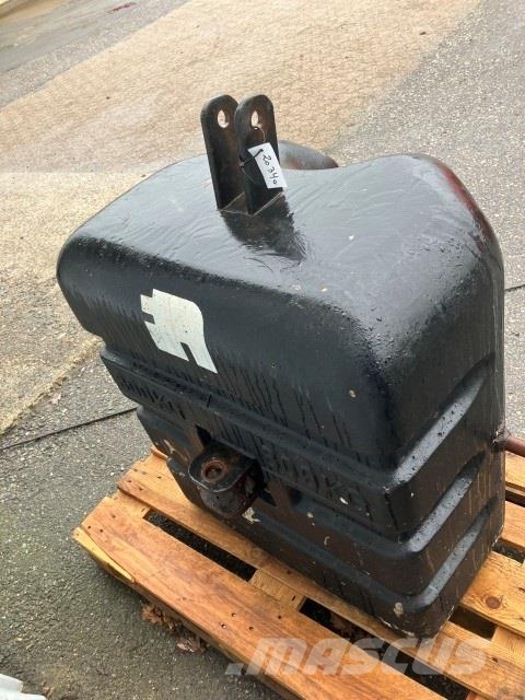 - - - 800KG. FRONTVÆGT Greutăți față