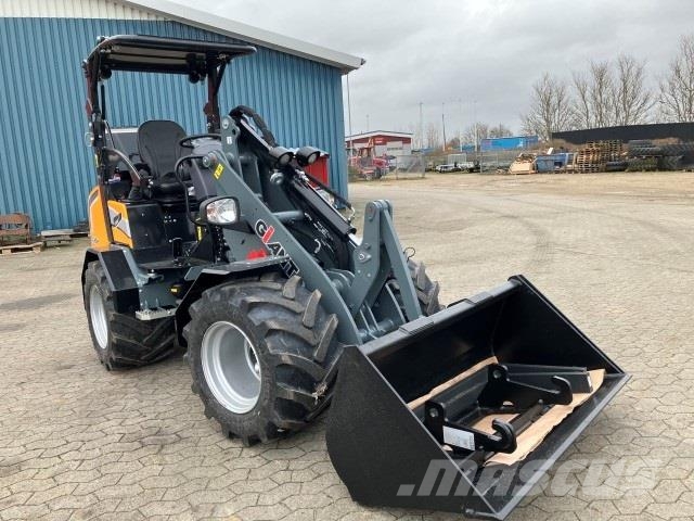 GiANT G2700 HD Plus minilæsser Mini loaders