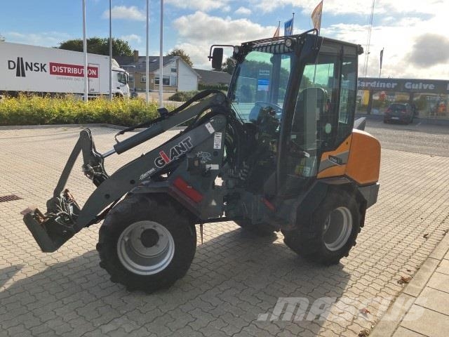 GiANT G2700 HD Plus minilæsser Mini loaders